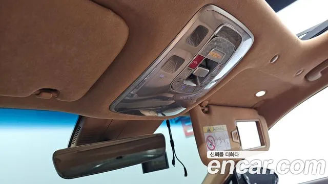 Genesis G90 Бензин 3.5 турбо AWD — Фото автомобиля 27