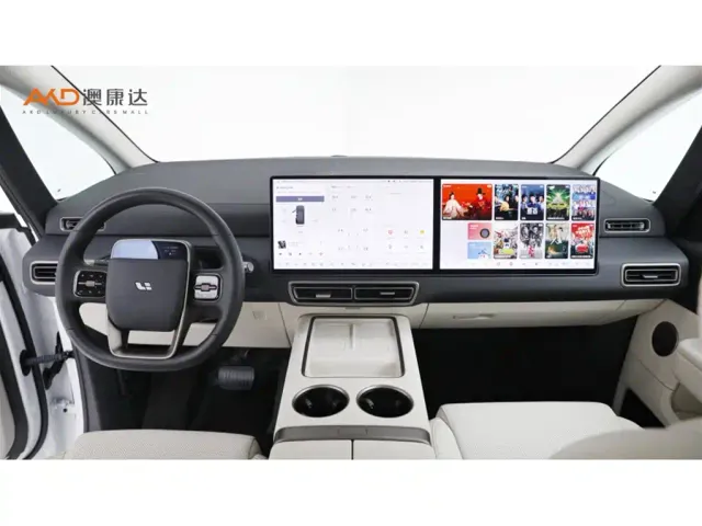 Li Auto MEGA — Фото автомобиля 5