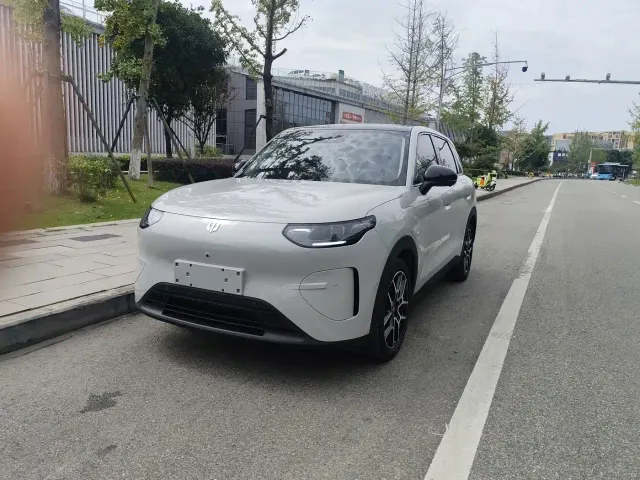 Leapmotor A10 — Фото автомобиля 13