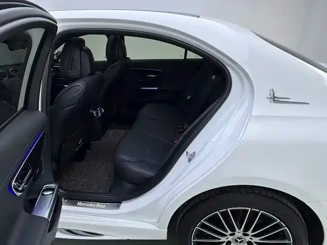 Mercedes-Benz C-Class — Фото автомобиля 10