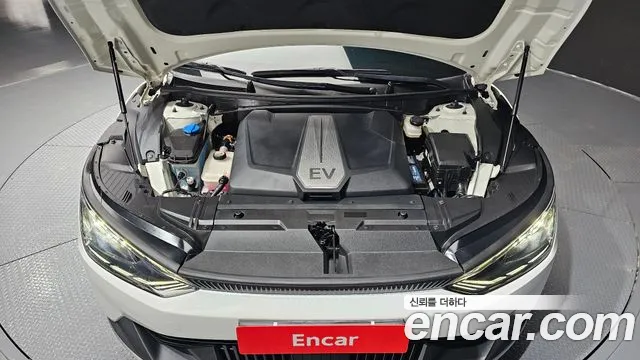 Kia EV6 — Фото автомобиля 6