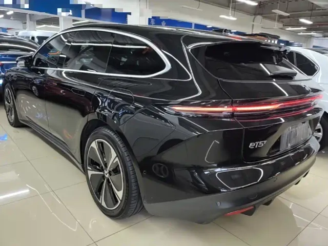 Nio ET5 Touring — Фото автомобиля 4