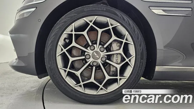 Genesis G80 Бензин 2.5 турбо AWD — Фото автомобиля 5