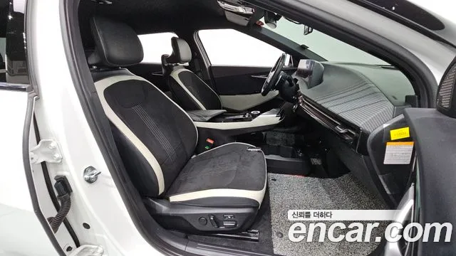 Kia EV6 Long Range — Фото автомобиля 4