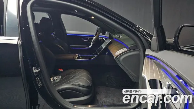 Mercedes-Benz S-Class — Фото автомобиля 11