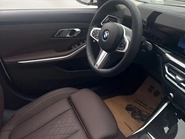 BMW 3 Series — Фото автомобиля 4
