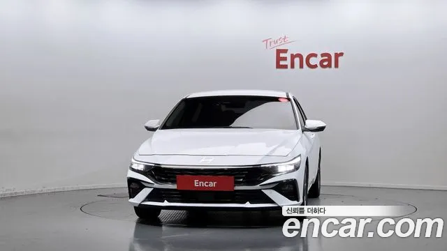 Hyundai Avante — Фото автомобиля 3