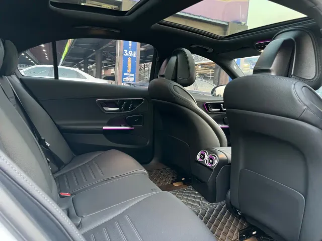 Mercedes-Benz C-Class — Фото автомобиля 15