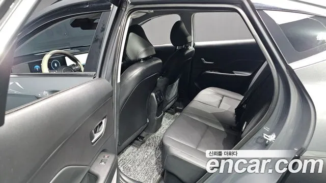 Hyundai Kona SX2 — Фото автомобиля 18
