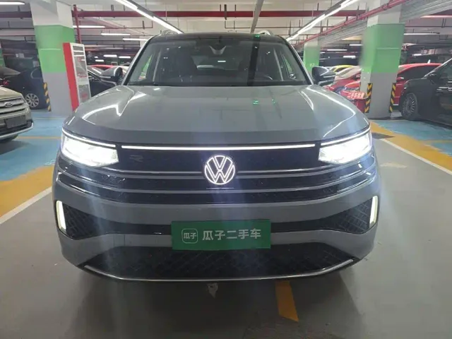 Volkswagen Talagon — Фото автомобиля 2