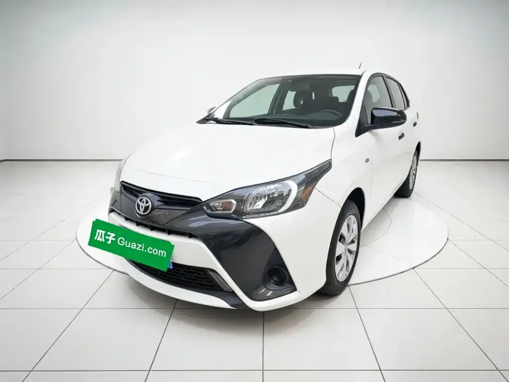 Фотография автомобиля — Toyota YARiS L Zhi Xuan
