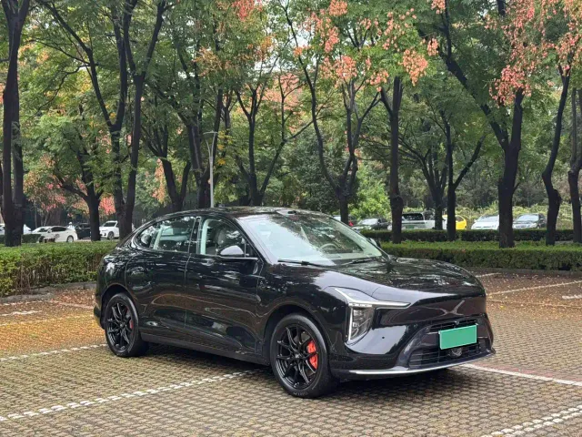 IM Motors LS6 — Фото автомобиля 3