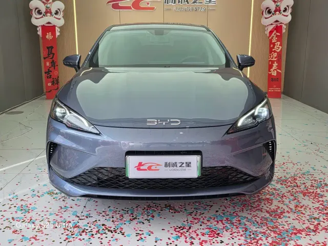 BYD Seal 05 DM-i — Фото автомобиля 2