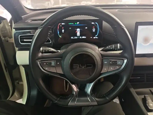 BYD Seal 06 — Фото автомобиля 10