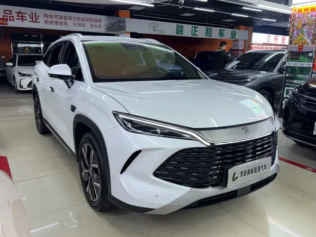 BYD Song L DM-i — Фото автомобиля 3