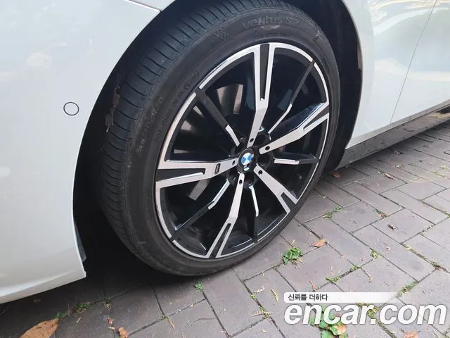 BMW 5 Series G60 — Фото автомобиля 9