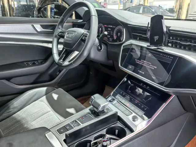 Audi Audi A6L 2021 45 TFSI Exclusive Sport — Фото автомобиля 4