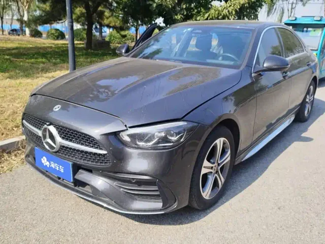 Фотография автомобиля — Mercedes-Benz C-Class
