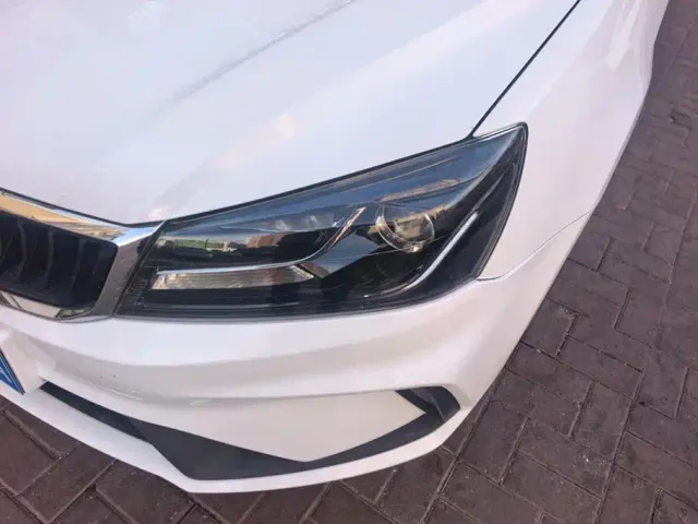 Geely Emgrand — Фото автомобиля 5