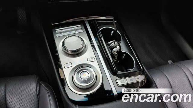 Genesis G80 RG3 — Фото автомобиля 12