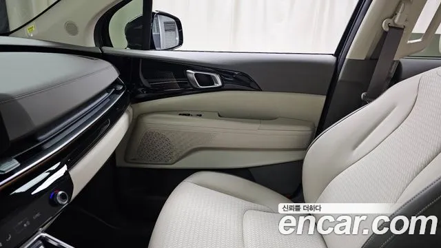 Kia Carnival 4th Gen — Фото автомобиля 14