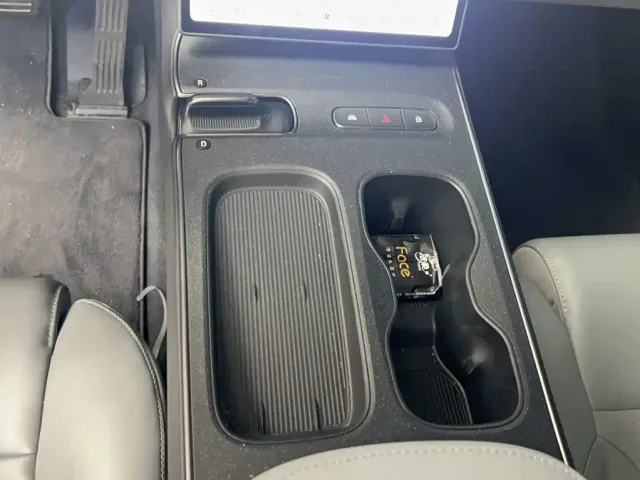Nio ET5 Touring — Фото автомобиля 8
