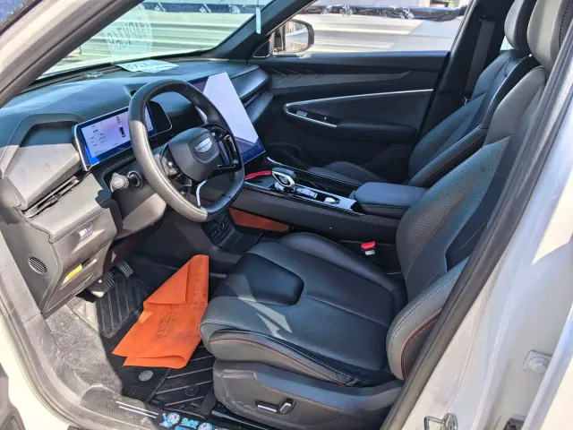 Geely Boyue — Фото автомобиля 3