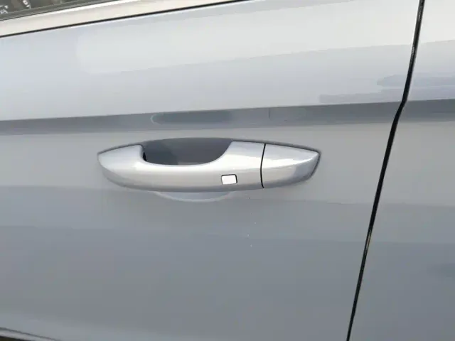 Geely Emgrand — Фото автомобиля 18