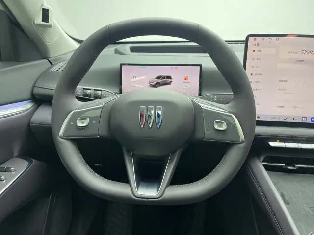 Buick Zhijing E7 — Фото автомобиля 12