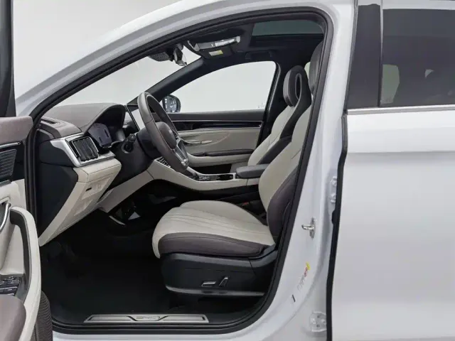 BYD Song PLUS — Фото автомобиля 10