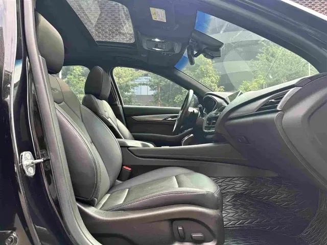 Cadillac CT5 — Фото автомобиля 6