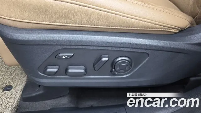 Kia Sorento Новый Sorento 4 поколение Бензин 2.5T 4WD — Фото автомобиля 27
