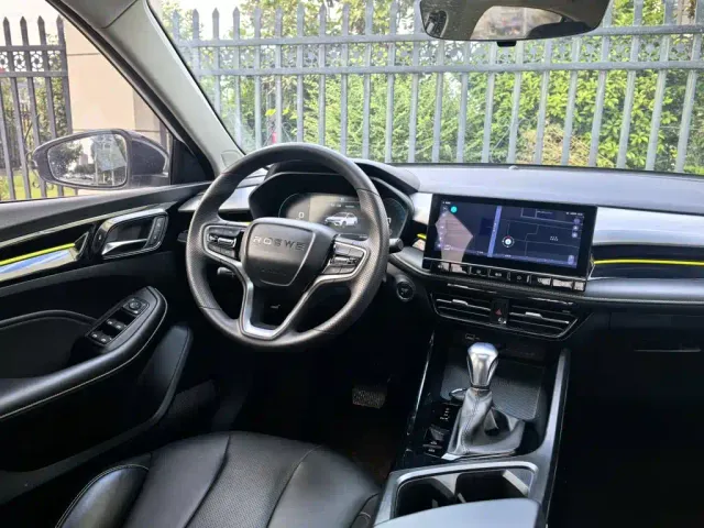 Roewe i5 — Фото автомобиля 3