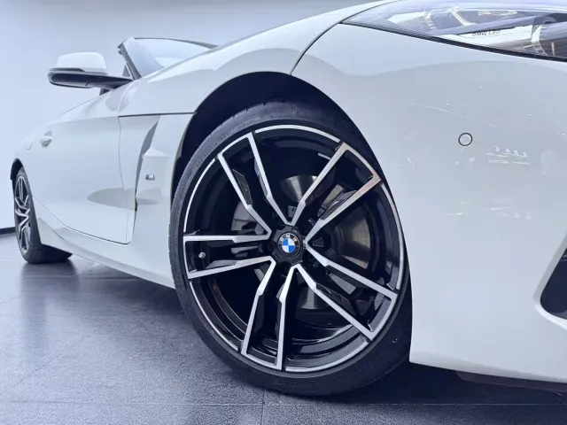 BMW Z4 — Фото автомобиля 21