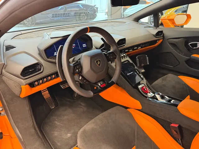 Lamborghini Huracan — Фото автомобиля 8