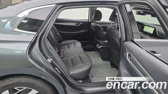 Hyundai Grandeur Premium — Фото автомобиля 11