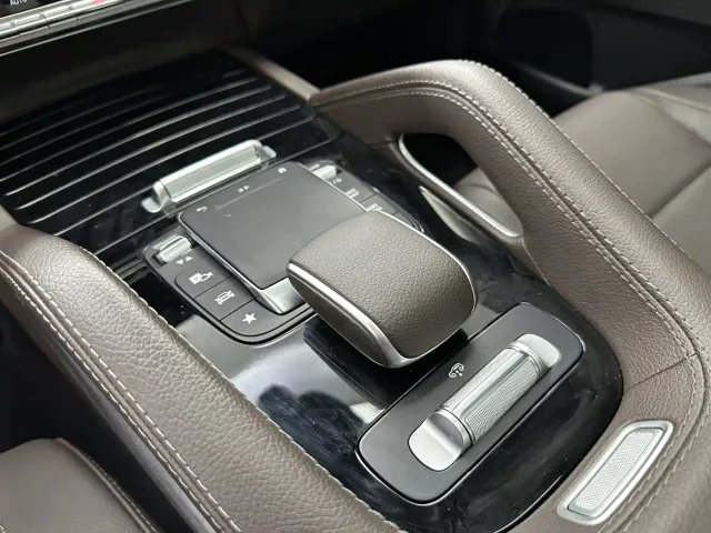 Mercedes-Benz GLS-Class — Фото автомобиля 18