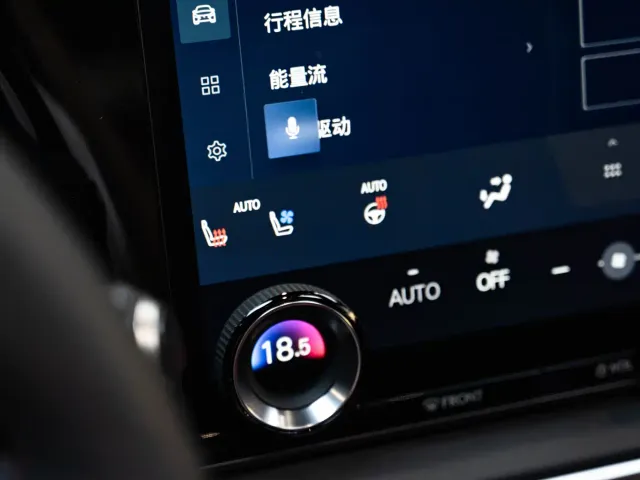 Lexus RX — Фото автомобиля 17