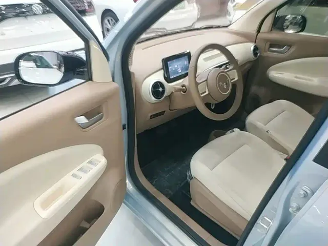 Wuling Hongguang Mini EV — Фото автомобиля 15