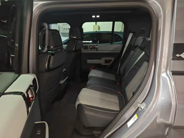 BYD FangChengBao Leopard 5 — Фото автомобиля 16
