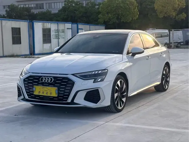 Фотография автомобиля — Audi A3