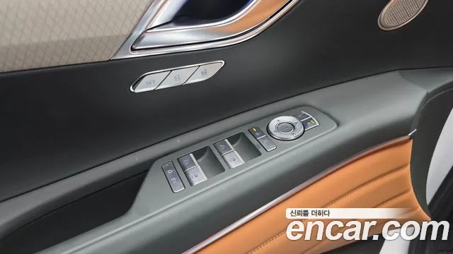 Genesis GV80 — Фото автомобиля 28