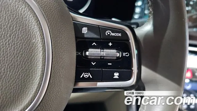 Kia Canival Carnival 4 поколение Бензин 7 мест Hi-Limousine — Фото автомобиля 25