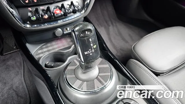 MINI Clubman — Фото автомобиля 12