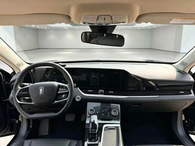 Bestune B70 — Фото автомобиля 4