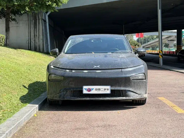 Xpeng P7 — Фото автомобиля 2