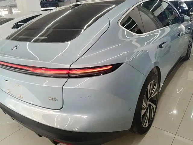 Nio ET5 — Фото автомобиля 7