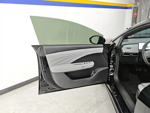 Nissan N7 — Фото автомобиля 7