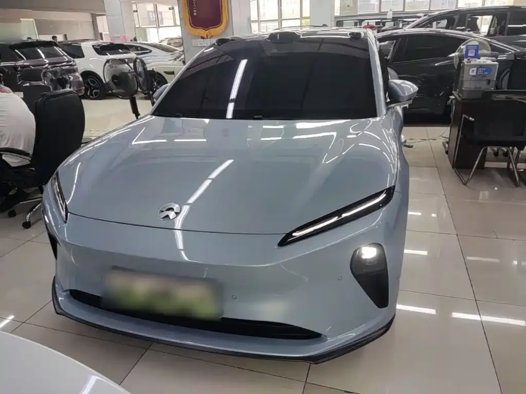 NIO NIO ET5 2022 75kWh — Фото автомобиля 2