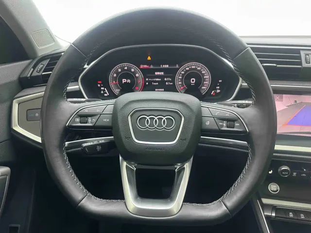 Audi Q3 — Фото автомобиля 18